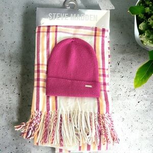 NWT Steve Madden plaid scarf & beanie hat set purple